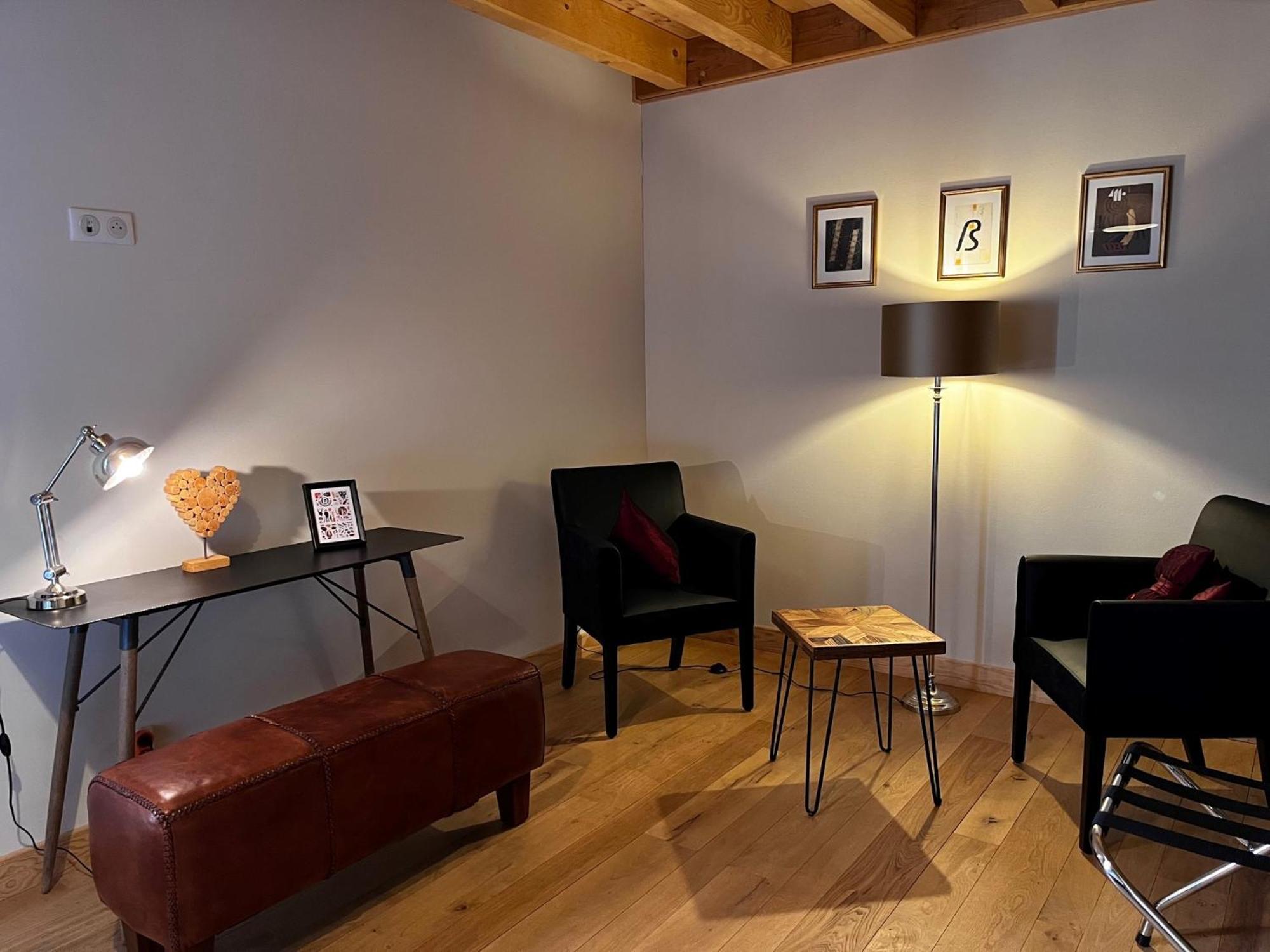 Les Granges Modernes Villa Bruebach Oda fotoğraf