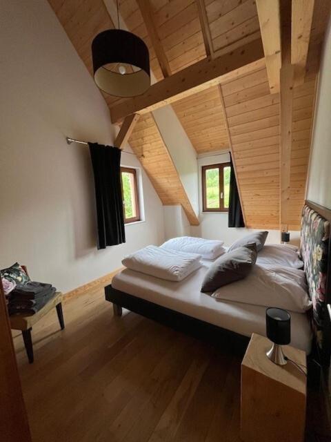 Les Granges Modernes Villa Bruebach Oda fotoğraf